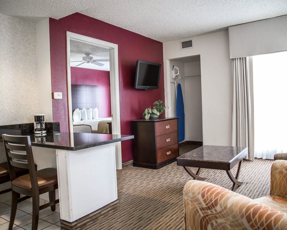 Surestay Plus By Best Western Orlando Lacul Buena Vista Exterior foto