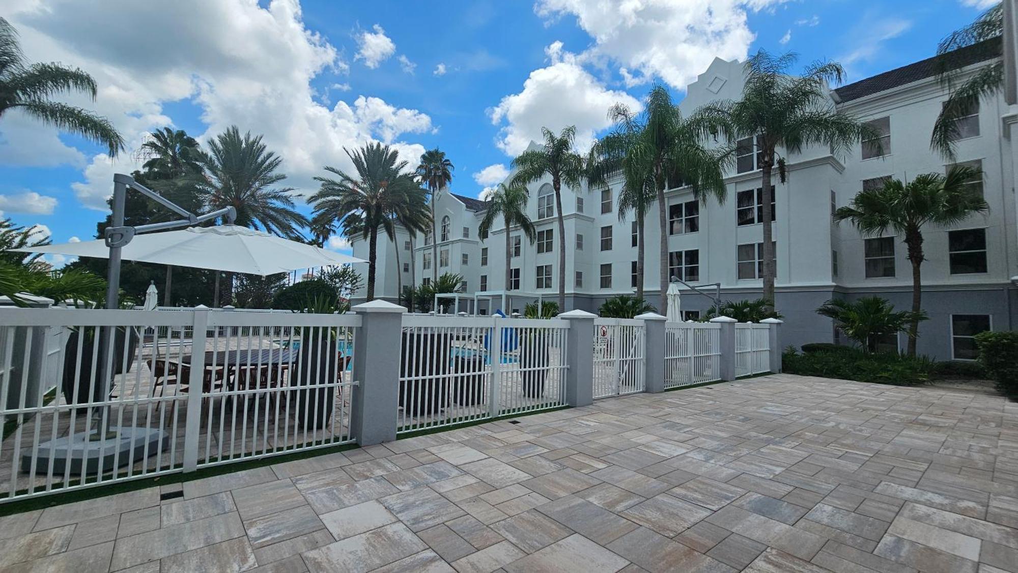 Surestay Plus By Best Western Orlando Lacul Buena Vista Exterior foto