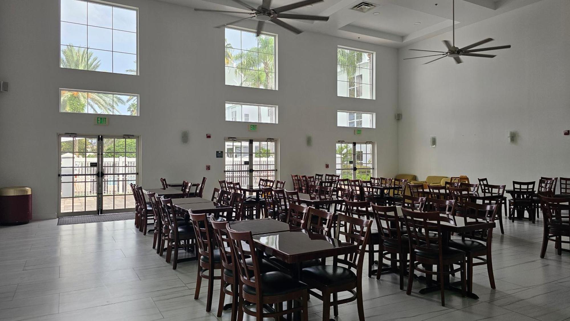 Surestay Plus By Best Western Orlando Lacul Buena Vista Exterior foto
